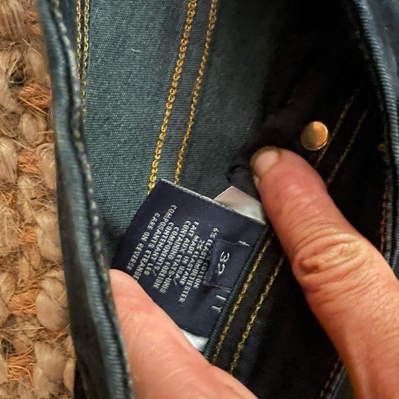 Denim - Picture 2 of 4